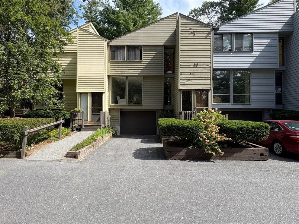 Unit for sale at 517 Tumbling Hawk, Acton, MA 01718