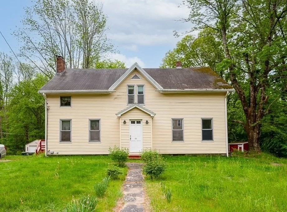 Unit for sale at 22 Comins Rd, Oxford, MA 01537