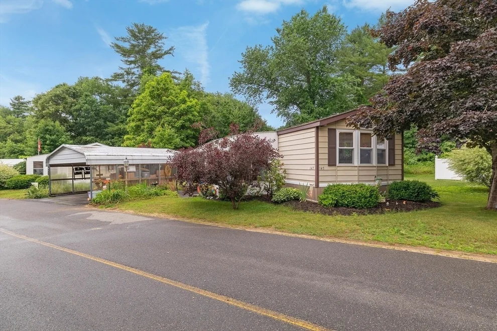 Unit for sale at 147 Pine Ave., Sturbridge, MA 01566