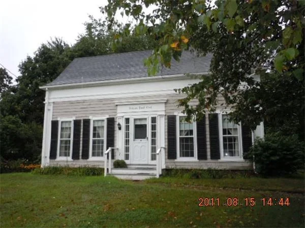 Unit for sale at 61 Pond St, Georgetown, MA 01833