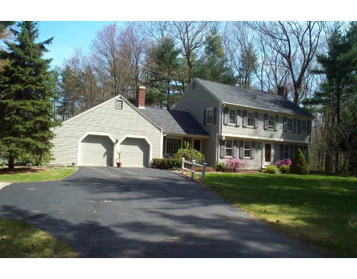 Unit for sale at 40 Page Farm Rd, Sherborn, MA 01770