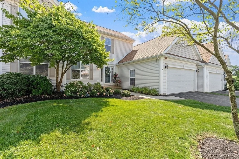 Unit for sale at 28 Brook Ln, Berlin, MA 01503