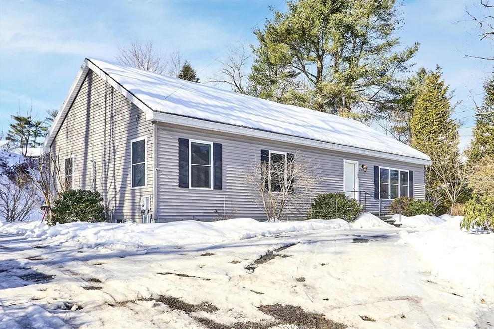 Unit for sale at 780 Main Street, Acton, MA 01720