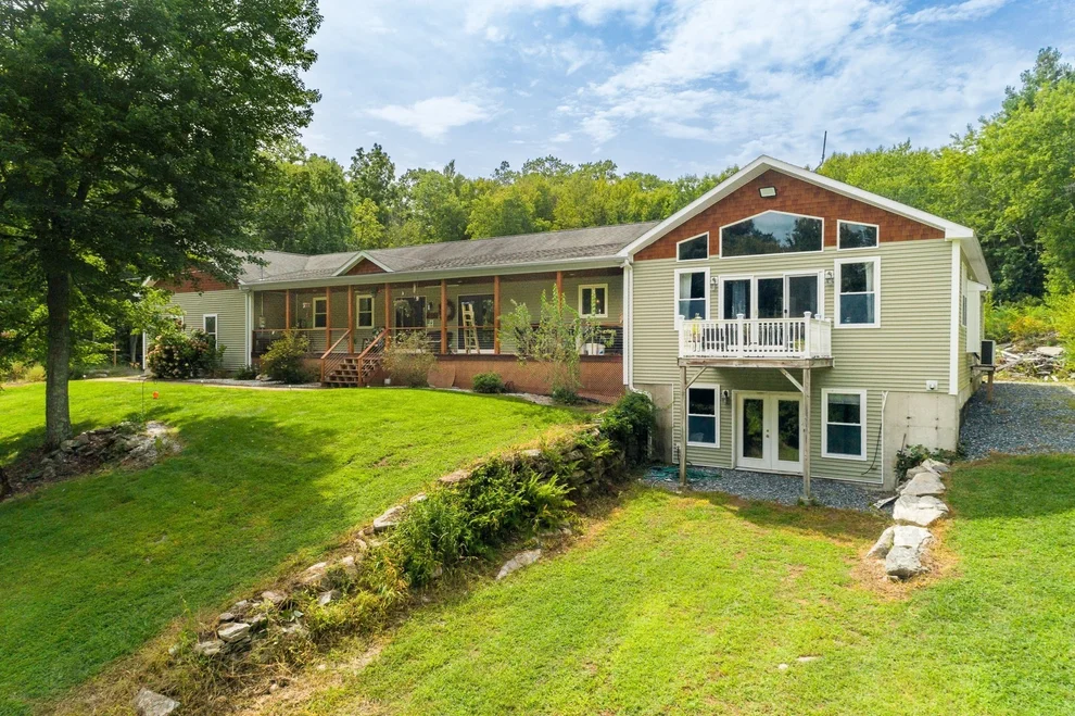 Unit for sale at 332 Ravenelle Road, Thompson, CT 06255