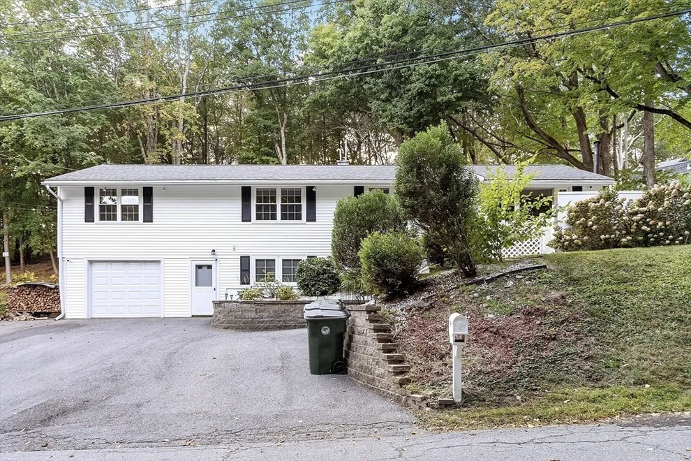 Unit for sale at 62 Wendell Rd, Fitchburg, MA 01420