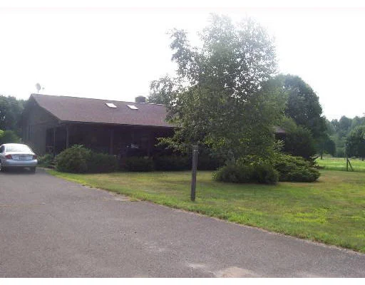 Unit for sale at 135 Pinney Rd, Somers, CT 06071