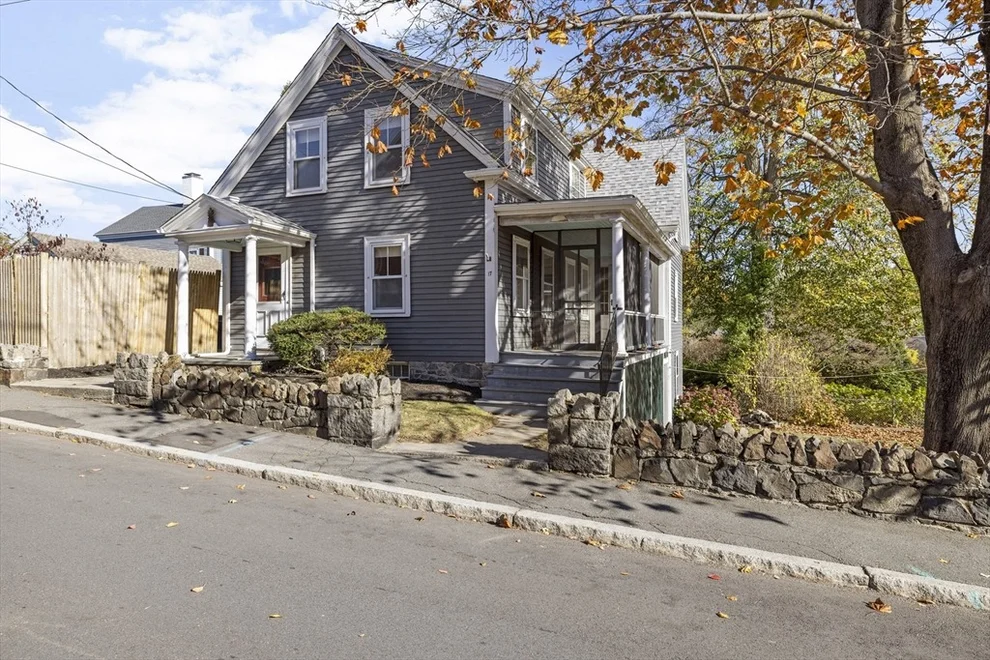 Unit for sale at 17 Watson St, Marblehead, MA 01945