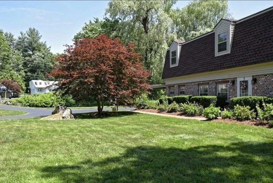 Unit for sale at 31 Elm St, Upton, MA 01568