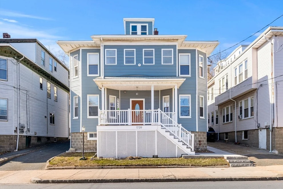 Unit for sale at 1739 N Shore Rd, Revere, MA 02151