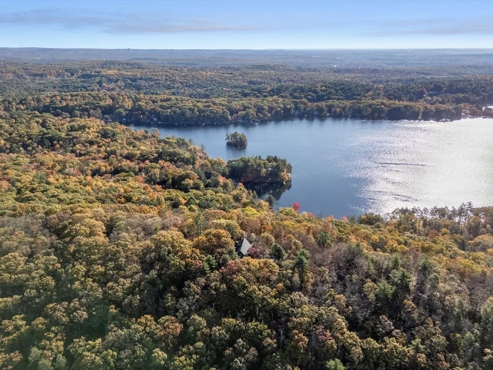 Unit for sale at 274 Brookfield Rd, Sturbridge, MA 01518
