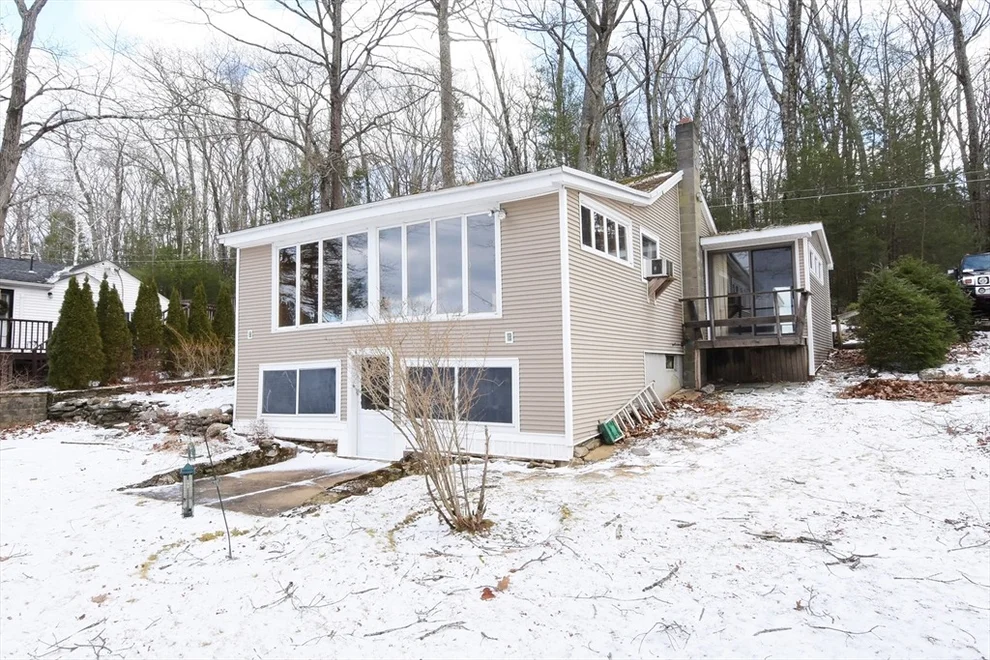 Unit for sale at 58 Stevens Park Rd, Charlton, MA 01507