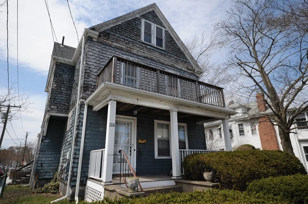 Unit for sale at 208 Beach St, Quincy, MA 02170