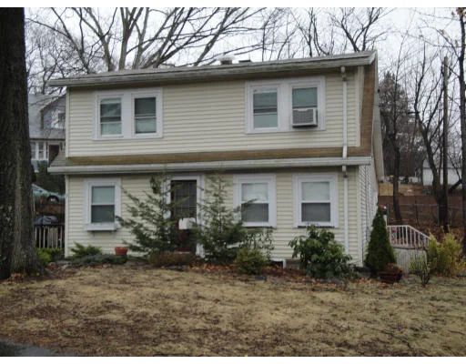 Unit for sale at 3 Eaton Rd, Quincy, MA 02169