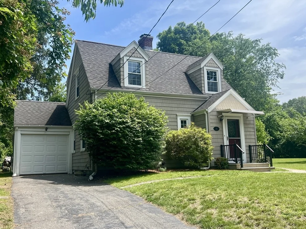 Unit for sale at 65 Franklin Rd, Longmeadow, MA 01106
