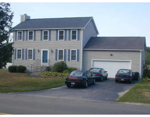 Unit for sale at 407 Oak, Franklin, MA 02038