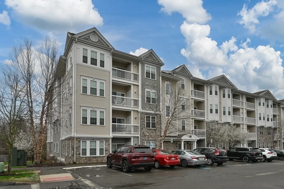 Unit for sale at 57 Augustus Court, Reading, MA 01867