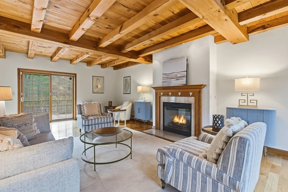 Unit for sale at 7 Palis Dr, Salisbury, MA 01952