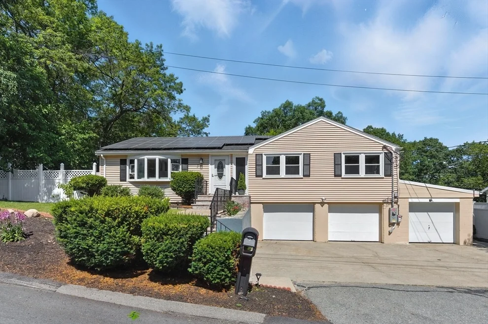 Unit for sale at 3 Indiana Ave, Woburn, MA 01801