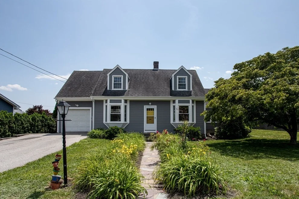Unit for sale at 329 Read Street, Somerset, MA 02726