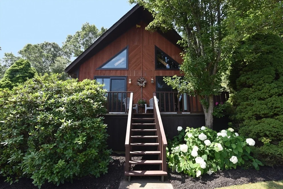 Unit for sale at 127 Susie, Somerset, MA 02726