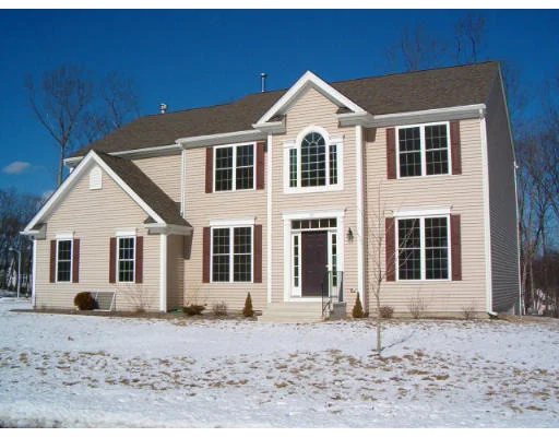 Unit for sale at 65 Aspen Ave, Grafton, MA 01560
