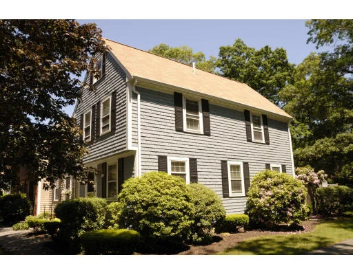 Unit for sale at 848 Plain St, Marshfield, MA 02050
