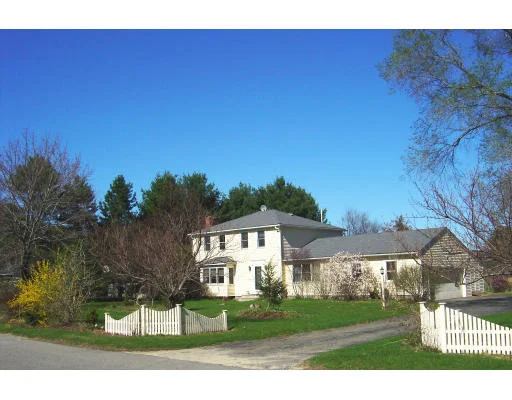 Unit for sale at 115 Victoria Road, Sudbury, MA 01776