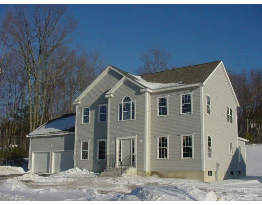 Unit for sale at 15/154 Shannon Drive, Northbridge, MA 01534