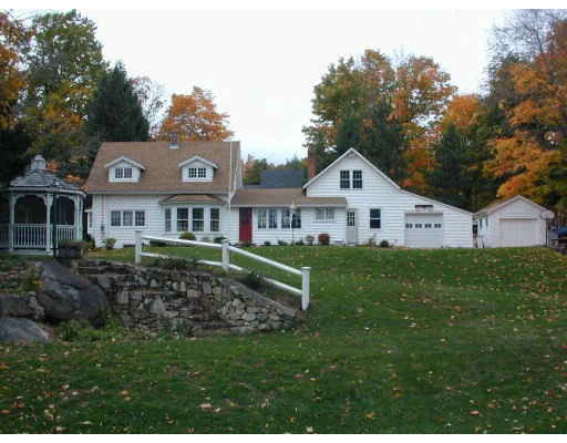 Unit for sale at 3 Pearl St, Southborough, MA 01772