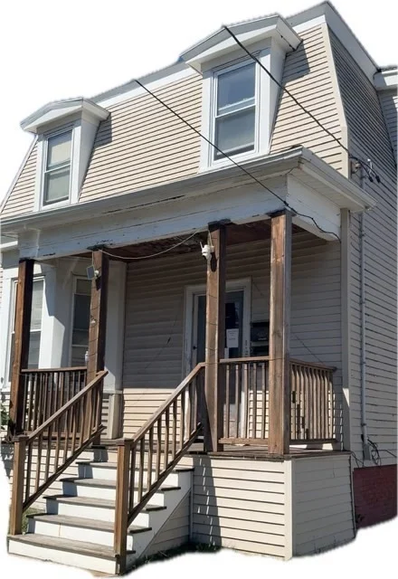 Unit for sale at 33 Parrott St, Lynn, MA 01902