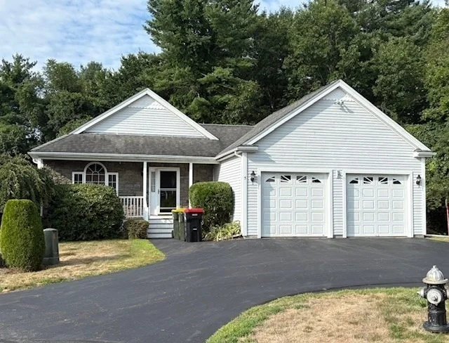 Unit for sale at 5 Harmony Xing, East Bridgewater, MA 02333