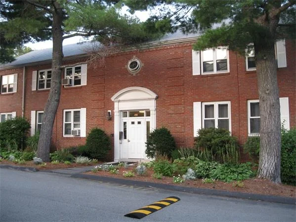 Unit for sale at 136 Boylston St, Newton, MA 02467