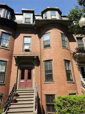 Unit for sale at 98 E Brookline St, Boston, MA 02118
