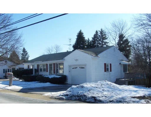 Unit for sale at 408 Oak St, Methuen, MA 01844