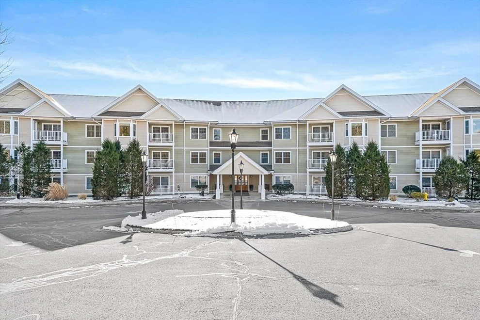 Unit for sale at 490 Main St, Northborough, MA 01532