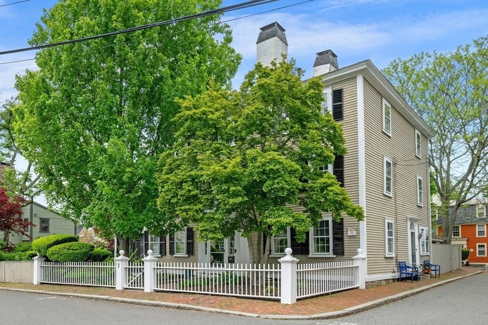 Unit for sale at 2 Andover St, Salem, MA 01970