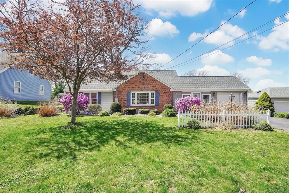 Unit for sale at 144 W Allen Ridge Rd, Springfield, MA 01118