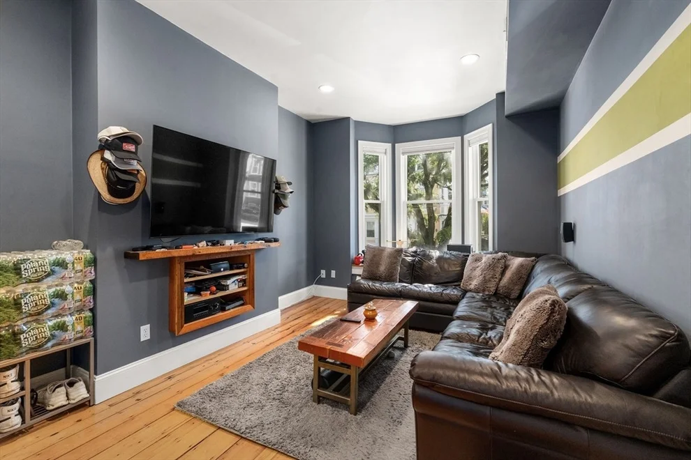 Unit for sale at 576 E Broadway, Boston, MA 02127