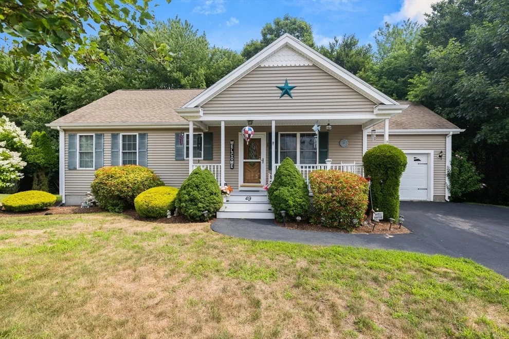 Unit for sale at 49 Harmony Xing, East Bridgewater, MA 02333