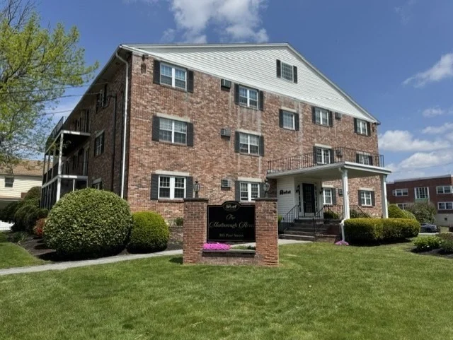 Unit for sale at 305 Pine St, Lowell, MA 01851
