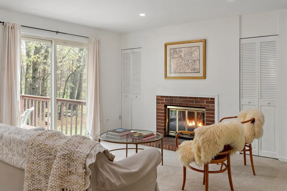 Unit for sale at 7 Fox Hollow, Wayland, MA 01778