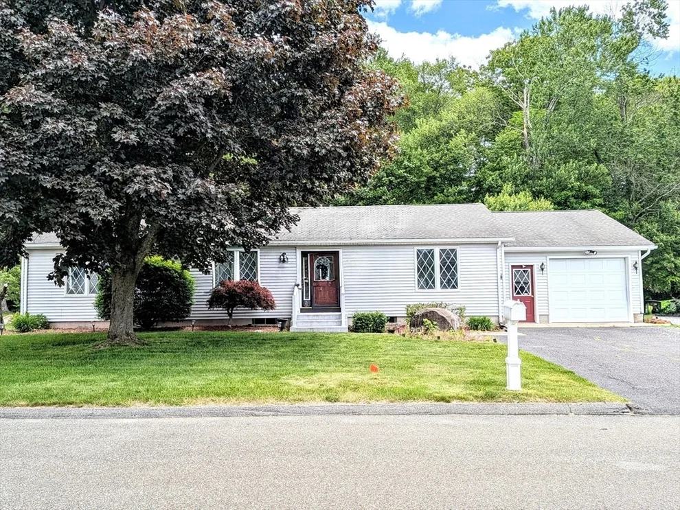 Unit for sale at 108 Oak Knolls Circle, Ludlow, MA 01056