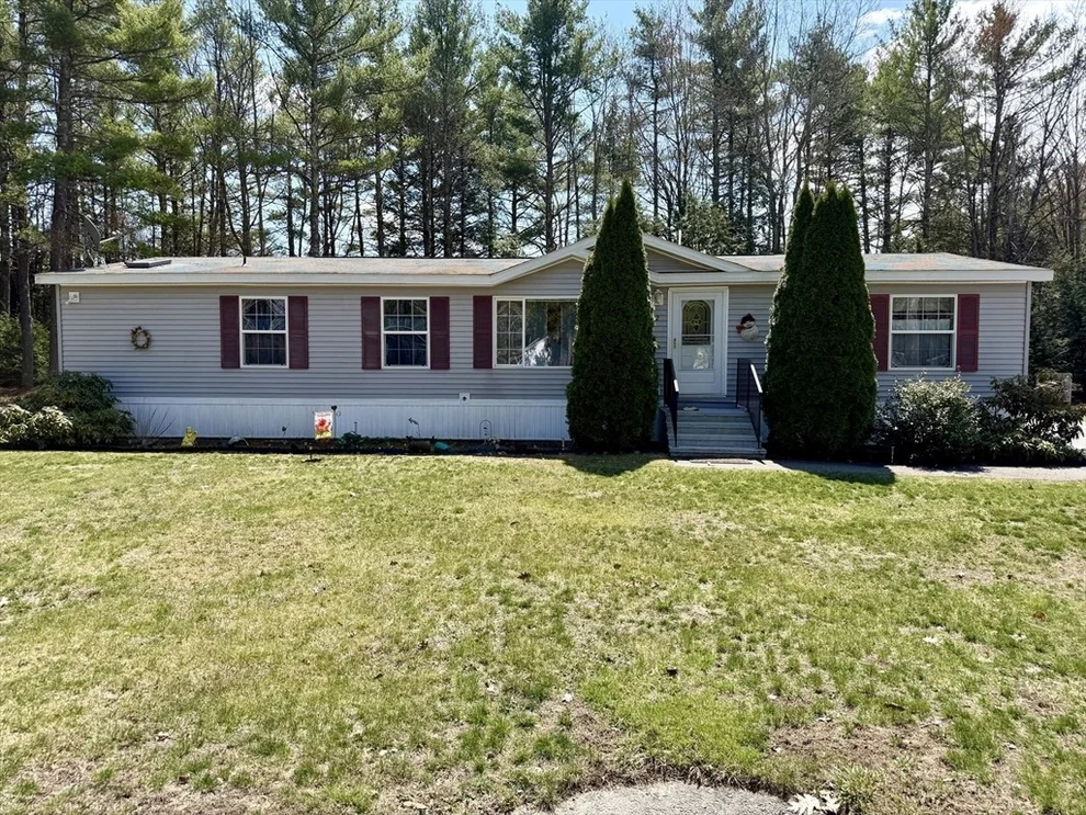 Unit for sale at 2 Crescent, Winchendon, MA 01475