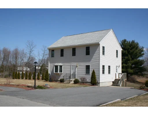 Unit for sale at 5 Elizabeth Circle, Leominster, MA 01453
