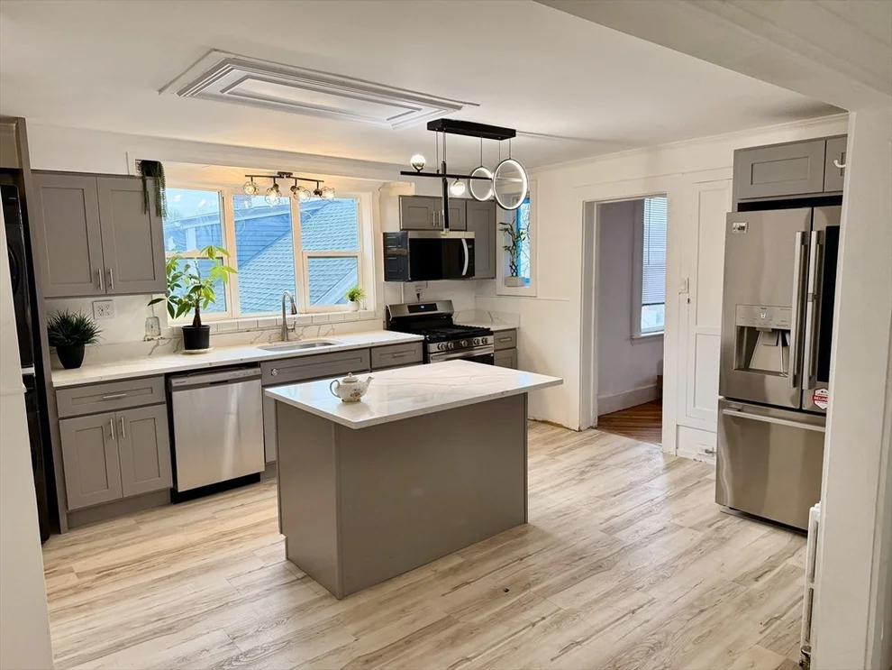 Unit for sale at 366 Main St, Gloucester, MA 01930