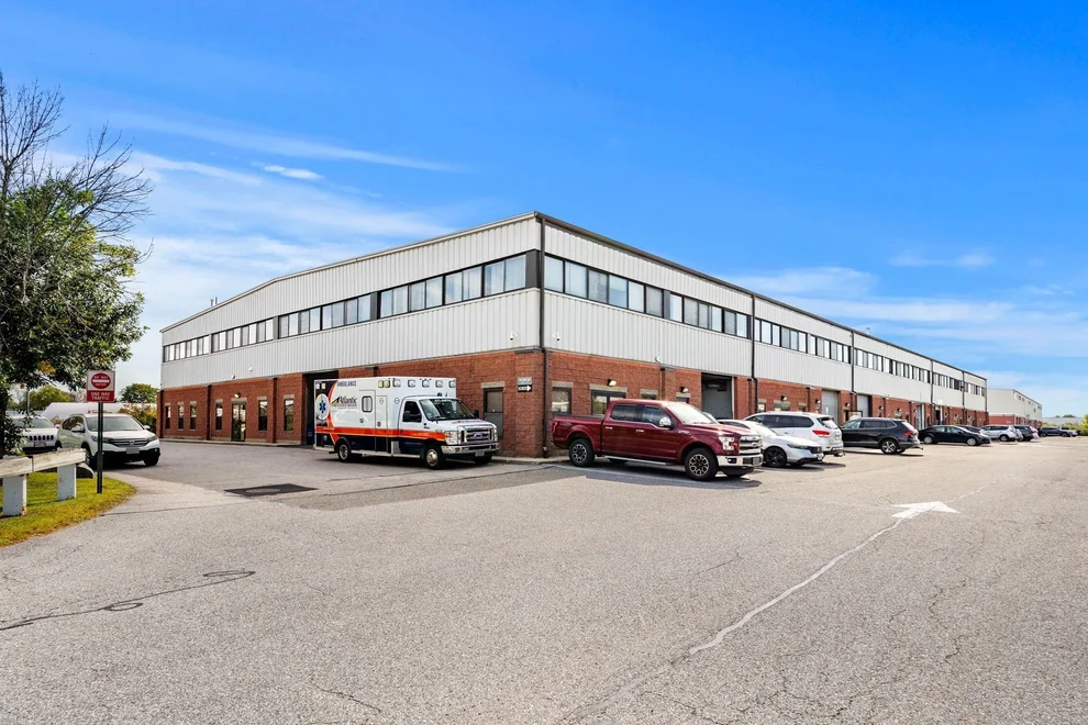 Unit for sale at 18 Henry Graf Junior Rd, Newburyport, MA 01950