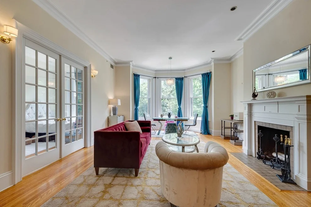 Unit for sale at 283 Commonwealth Ave, Boston, MA 02115