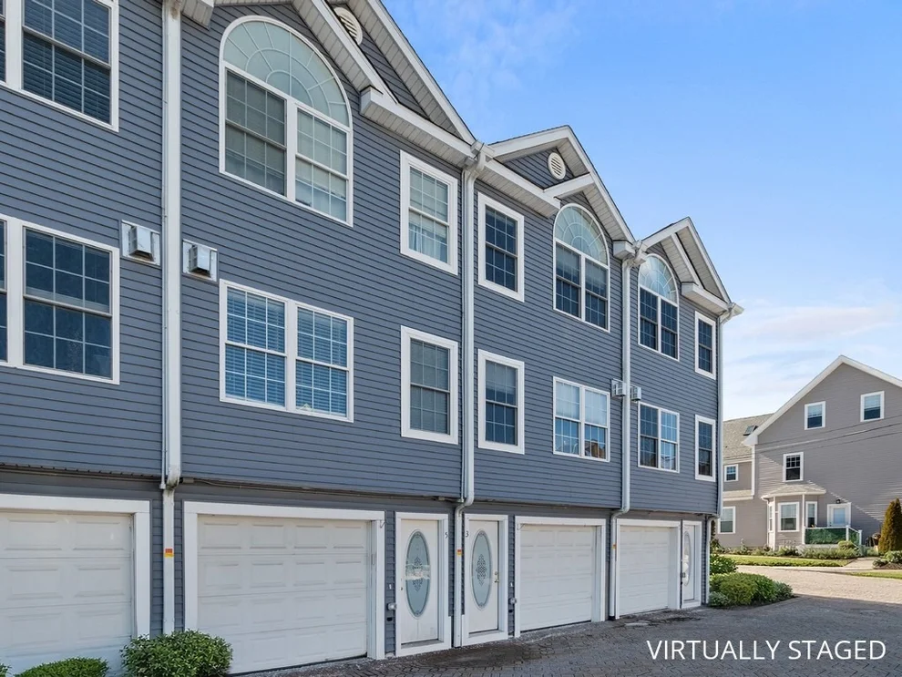 Unit for sale at 47 Alder St, Waltham, MA 02453