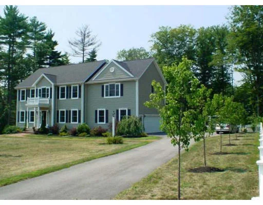 Unit for sale at 28 Laurelwood Dr, Norwell, MA 02061