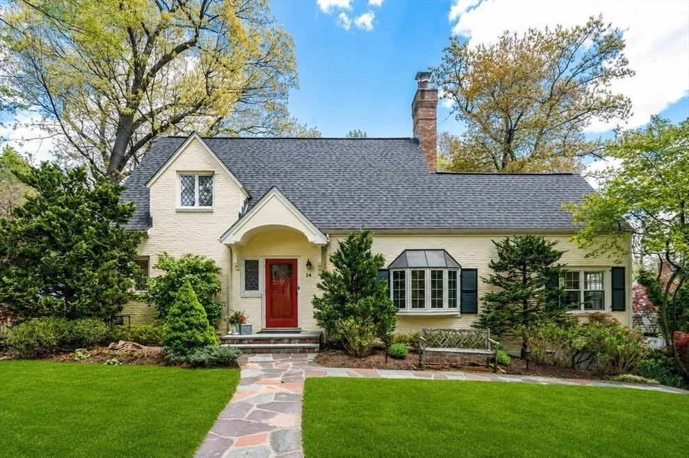 Unit for sale at 14 Standish Rd, Wellesley, MA 02481